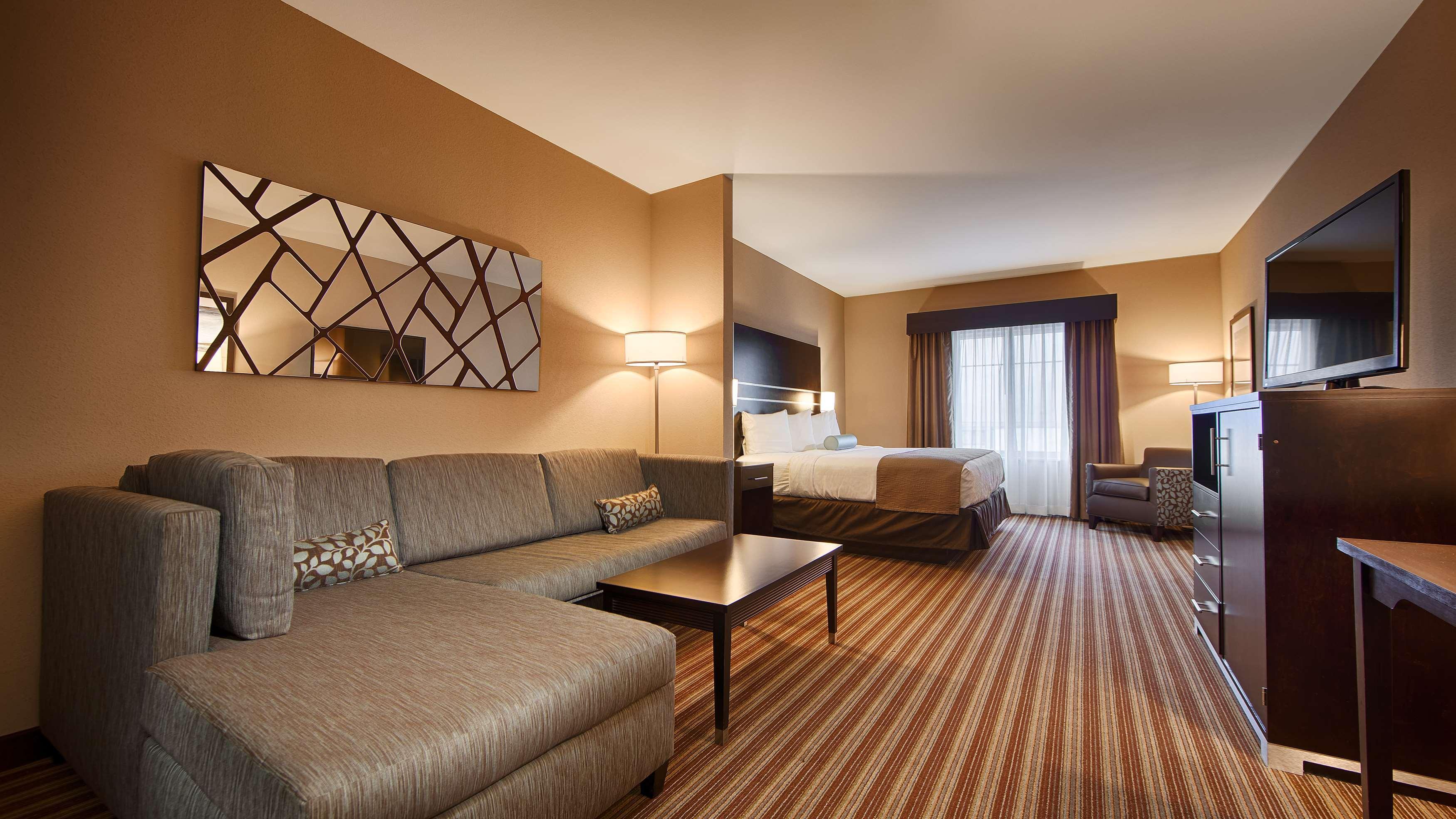 Best Western Plus North Odessa Inn & Suites Exterior photo